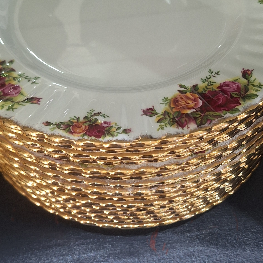 Royal Albert Old Country Rose Made In England Dinner Plate (1)